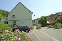 Hauseigener Parkplatz Landhaus Christina